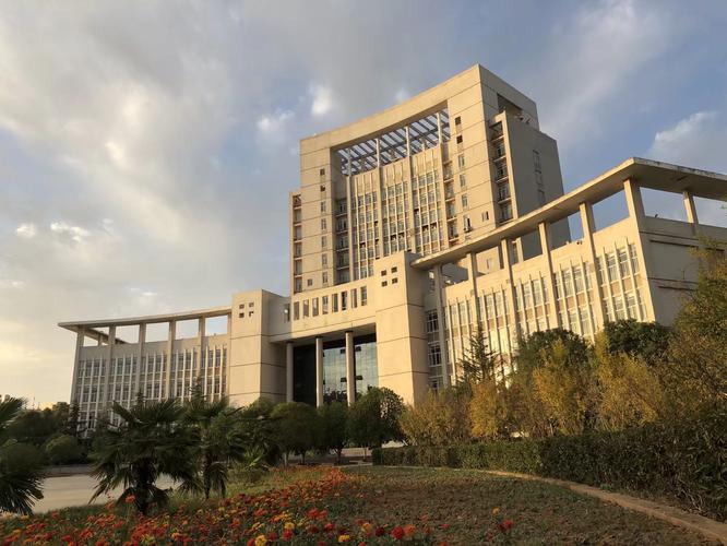 武汉交通职业技术学院